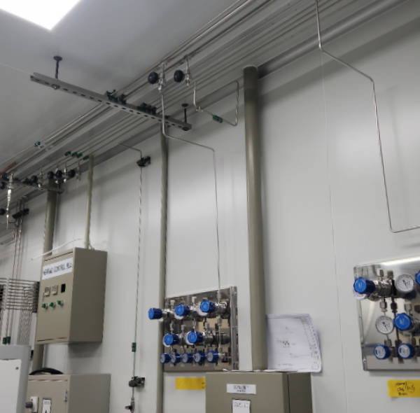 MAIN UTILITY & HOOK UP